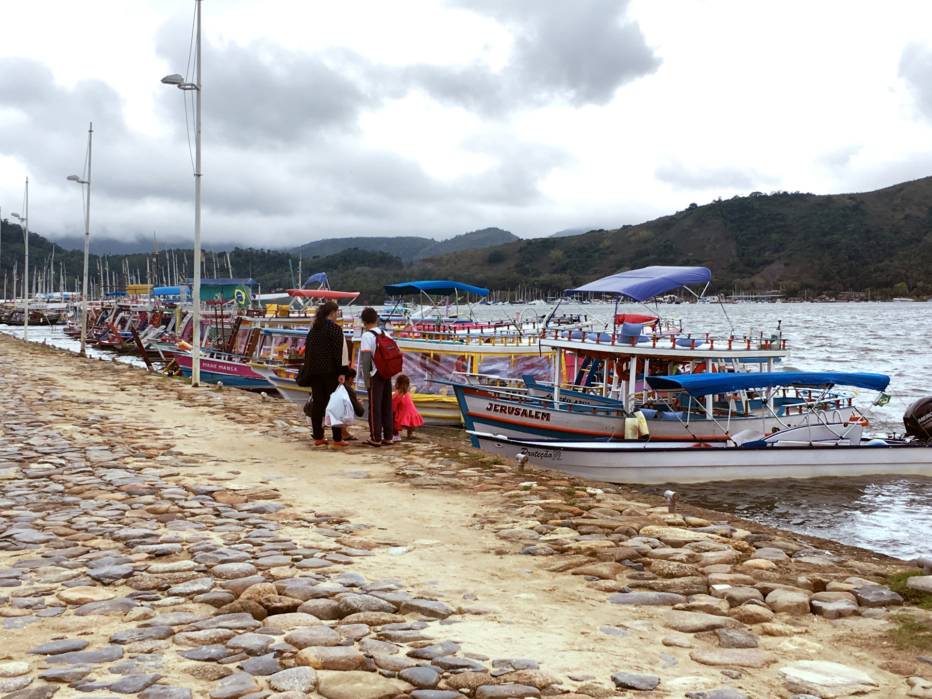 paraty-boats