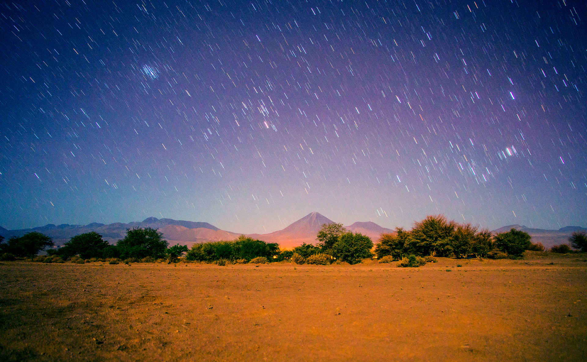 stargazing-atacama-desert-licancabur-olcano