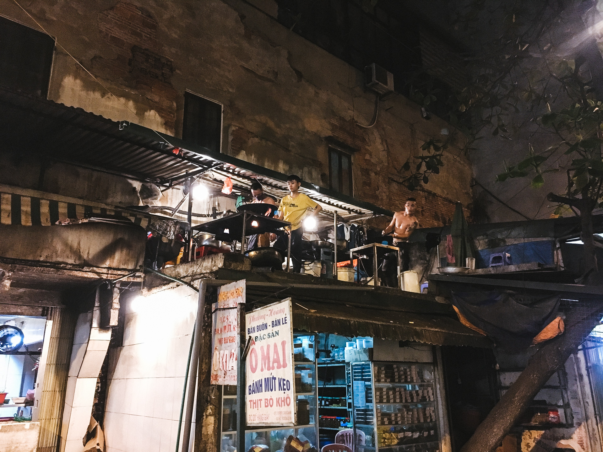 Street Food Cookers in Hanoi